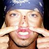 Bret Michaels Sues Tony Awards For 2009 Clotheslining